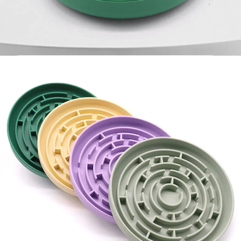 Pet Anti-choking Feeder Dog Food Bowl Pet Supplies Silicone Feeding Bowls Mat for Non-sliping Distracted Licking Plate Cutlery